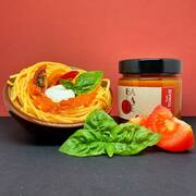 Succombez à la nouveauté : la sauce tomate de Baladé ! 🍅🌿 Un concentré de saveurs authentiques à découvrir dès maintenant.

#saucetomate #tomate #basilic #oignon #pasta #pastasauce #écoresponsable #produitslocaux #produitsdesaison #zérodéchet
